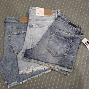 Bundle Of 3 Shorts From Buckle